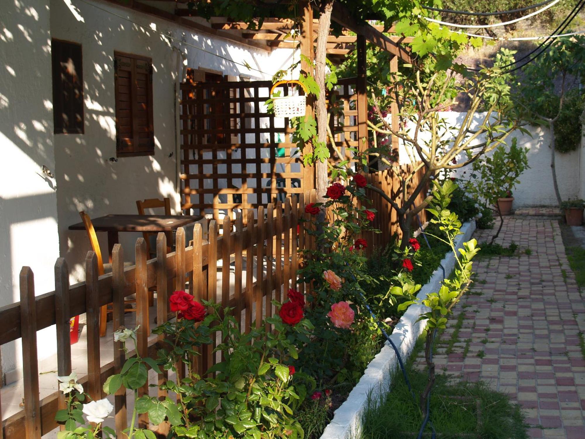 Limenaria Apartments Мохлос Екстериор снимка